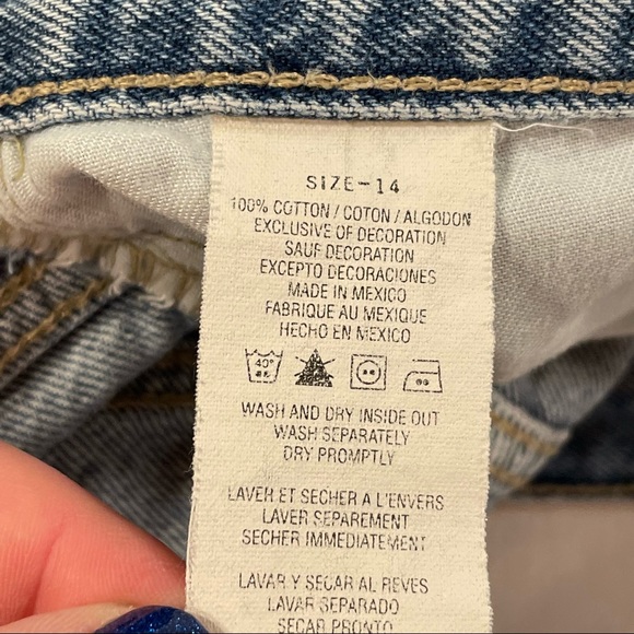 Tommy Hilfiger 2003 High Rise Straight Relaxed Leg Light Wash Mom Jeans Size 14 - Picture 13 of 16